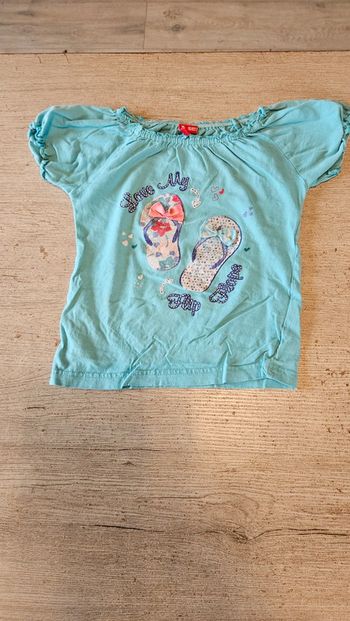 T shirt turquoise à manches courtes, avec tongues, Girls, 6/7 ans, peu mis