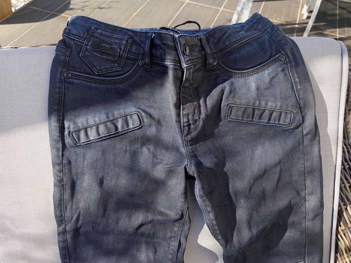 Jeans Superdry noir cire