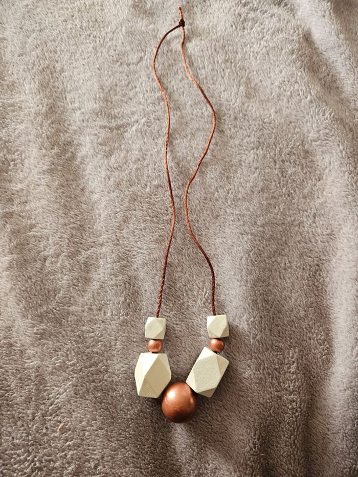 Collier grosses perles bois géométriques
