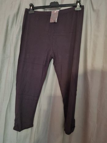 Legging pantacourt noir neuf