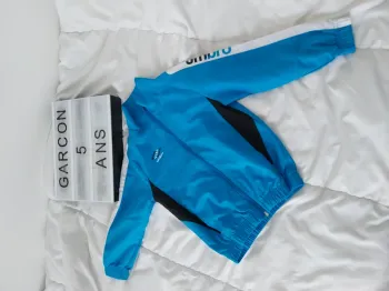 Veste de sport garçon 5 ans