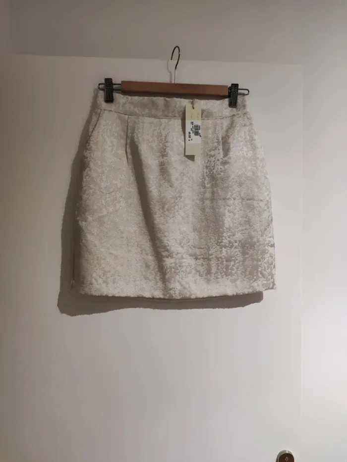 Jupe "La p'tite étoile" T.2 - beige irisé - Neuve
