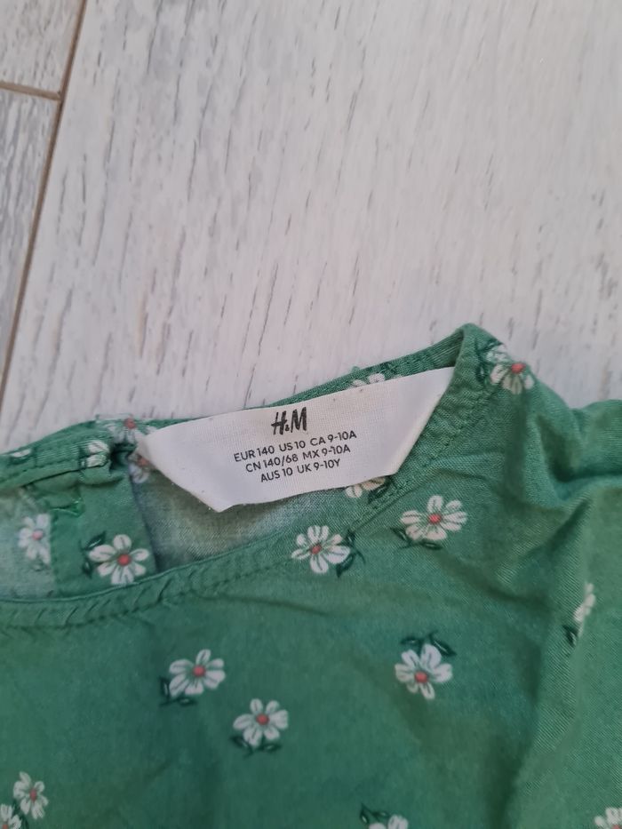 Robe légère H&M 10 ans - photo numéro 3