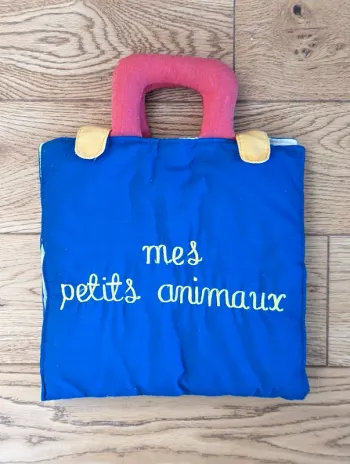 Valisette tissu avec 8 petits livres animaux – Mes petits animaux