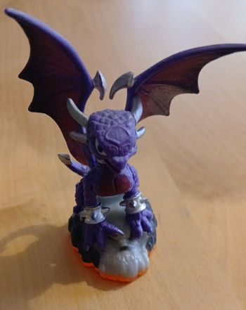 Figurine Skylanders Giants : Cynder