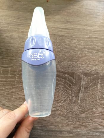 Cuillère réservoir pour bébé utilisé 1fois