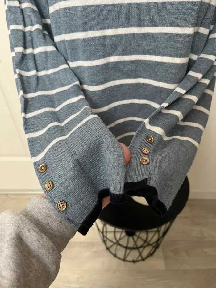 Pull rayé - photo numéro 2