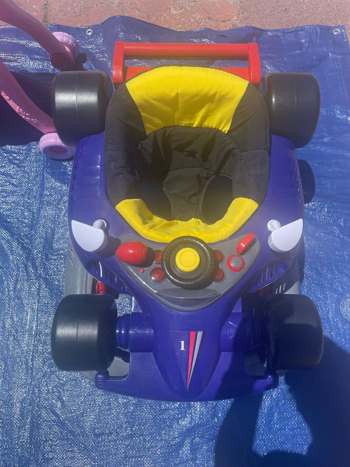 Trotteur formula baby