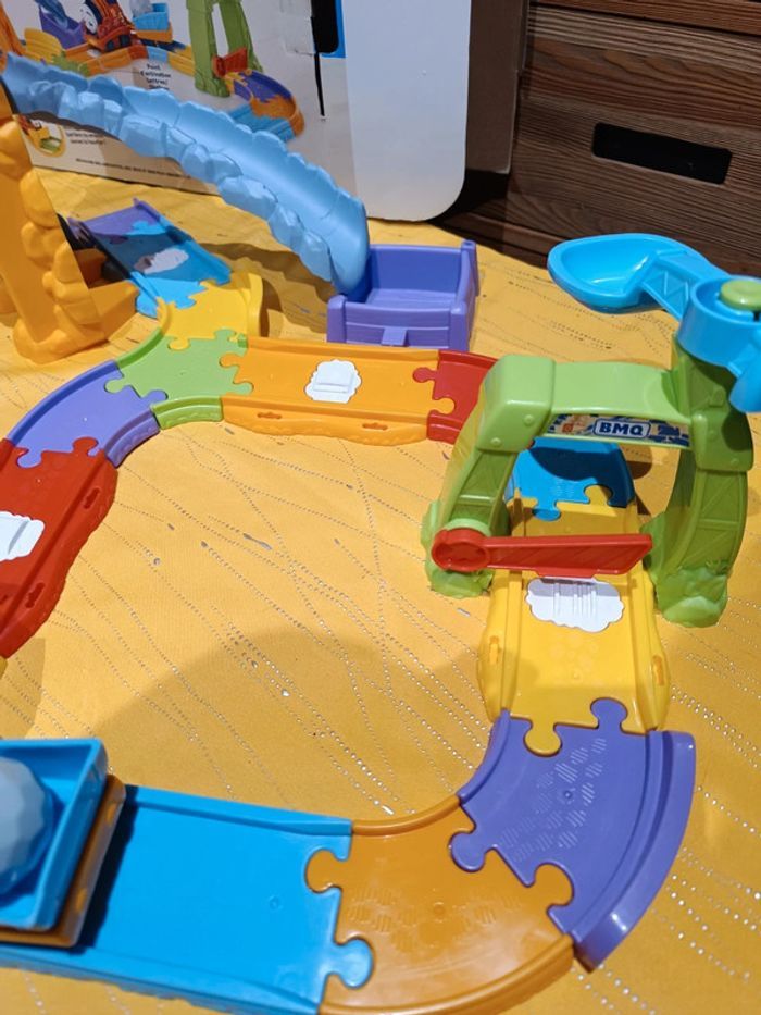 Train Thomas et ses amis : la carrière de Chicalor Fisher Price - photo numéro 4