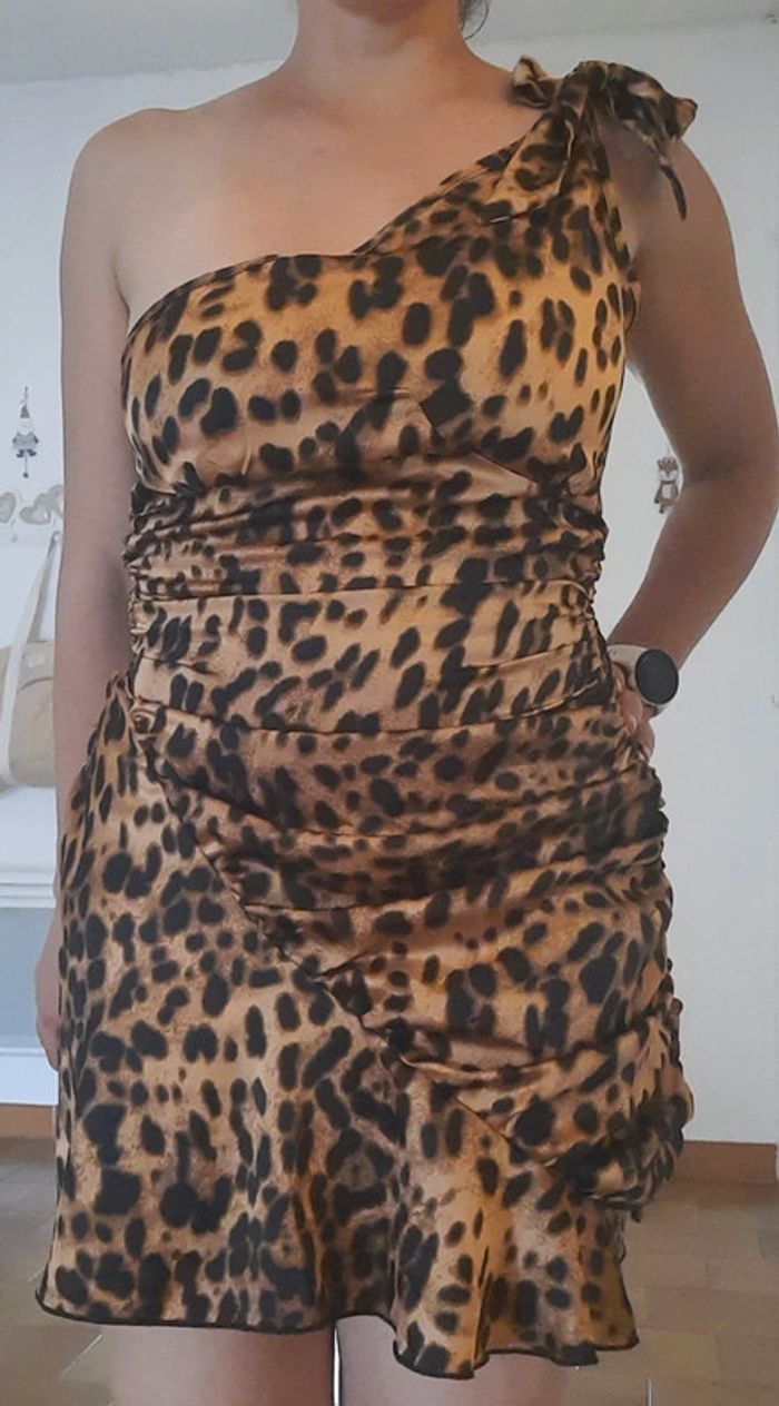 Robe léopard 🐆 - photo numéro 2