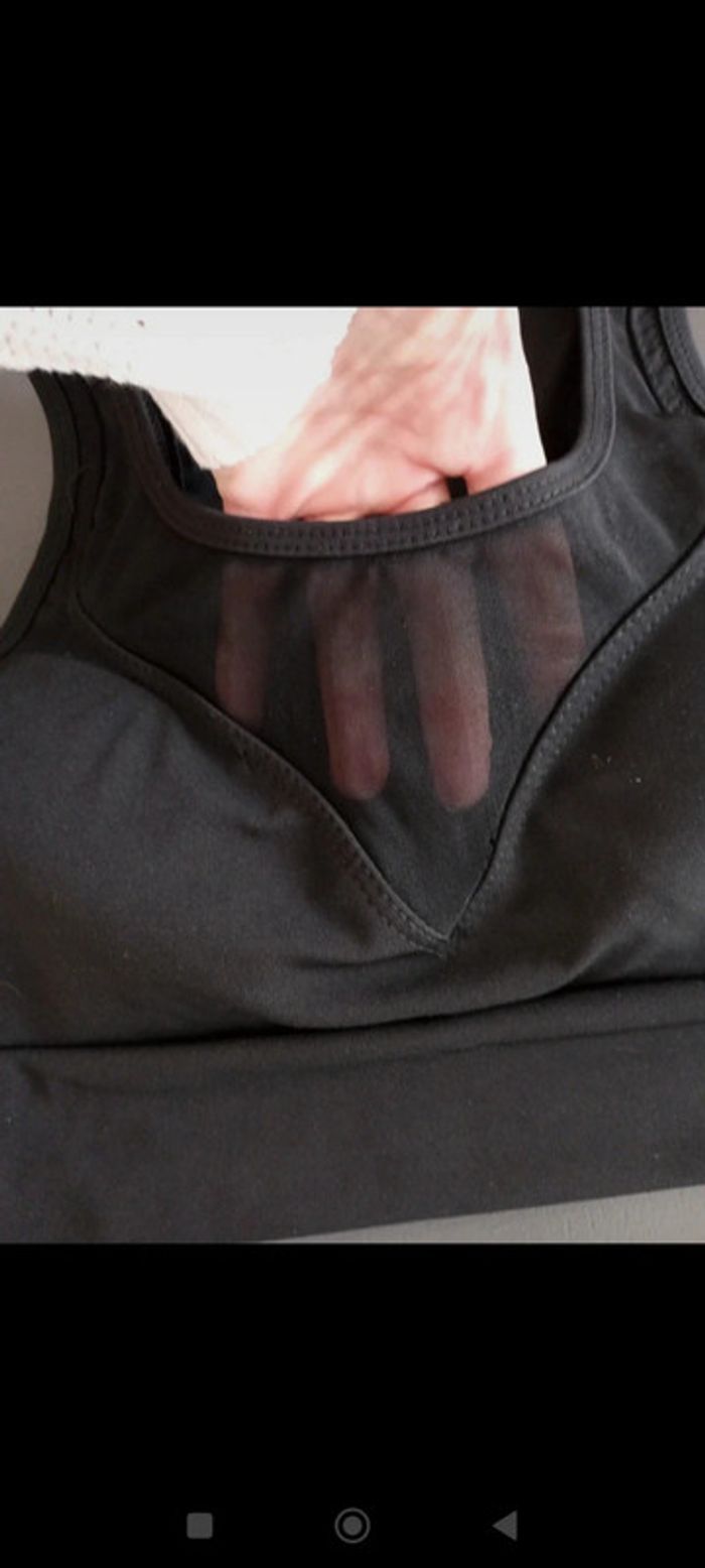 Brassière noire - photo numéro 2