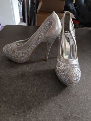 Escarpins gris strass 37