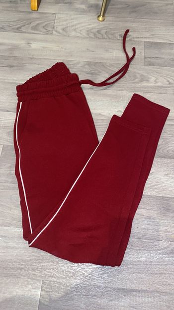 Pantalon rouge