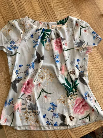 T shirt fleuri