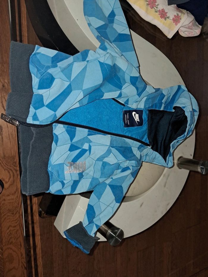 Veste nike 12-18mois