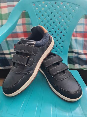 Basket cuir taille 33