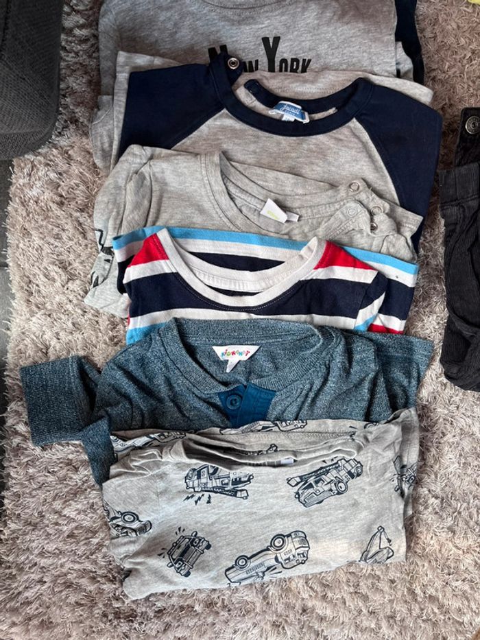 Lot vêtements garçon 18-24mois - photo numéro 3