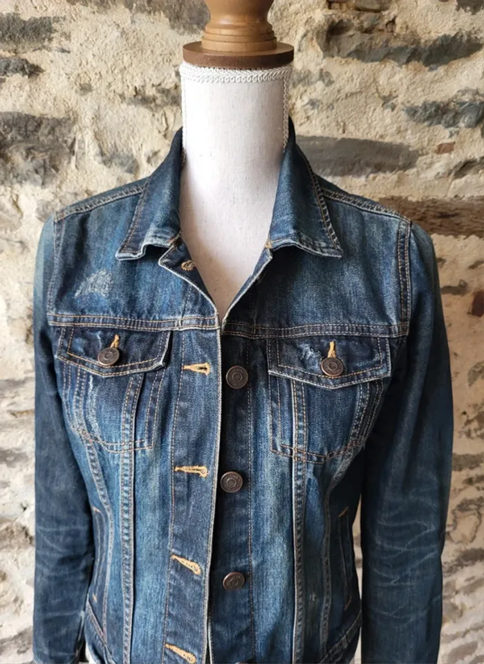 Veste en jean bleue foncée Kiabi Taille S ou 34 36 - photo numéro 2