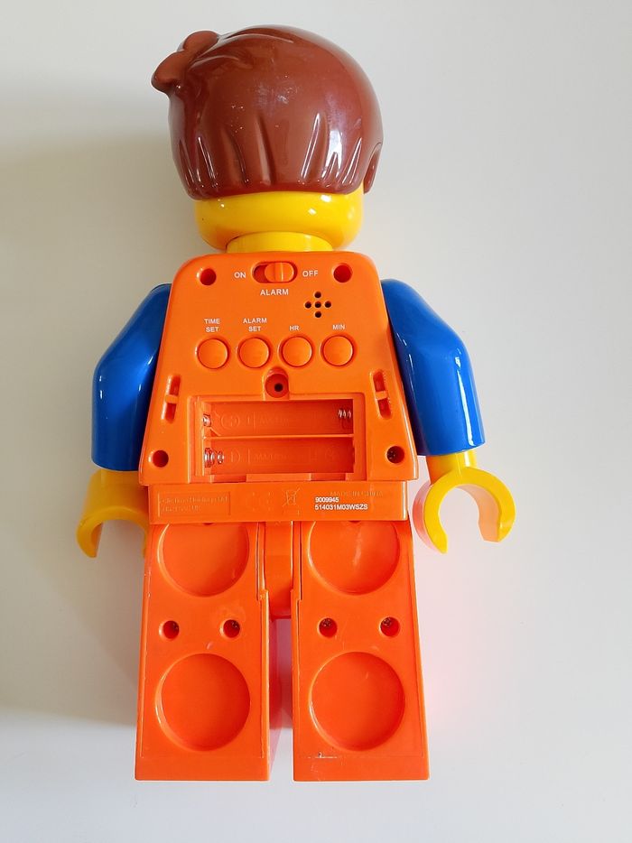Emmet réveil lego fonctionne - photo numéro 2