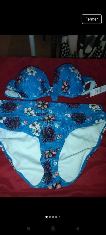 Très beau maillot de bain neuf m5