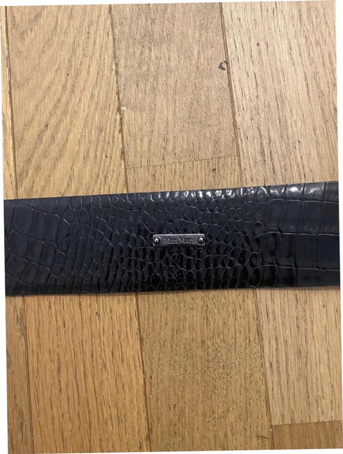 Ceinture noire large en cuir vernis effet croco Max Mara neuve - photo numéro 5