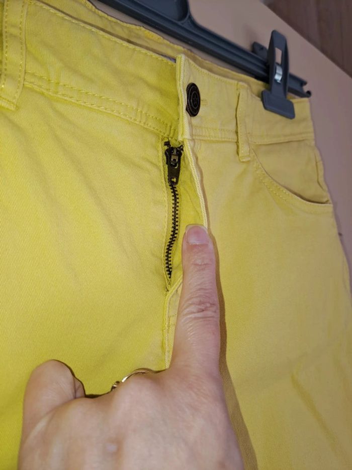 Lot de 2 pantalons fille la redoute 14 ans légers fonds de tâches à peine visible - photo numéro 3