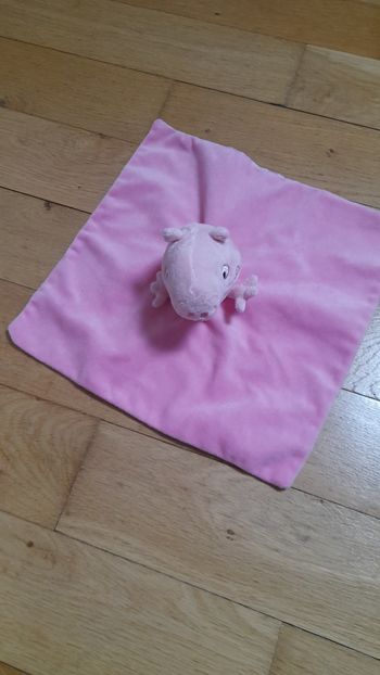 Doudou peppa pig 