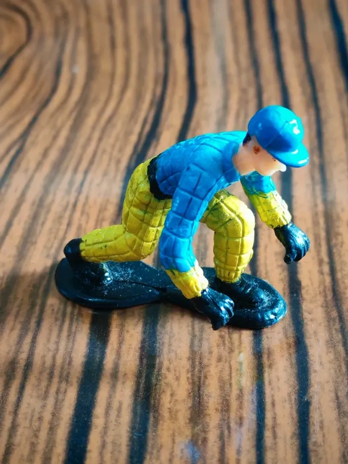 Maquette 2 bonhommes ouvrier jaune et bleu - photo numéro 4