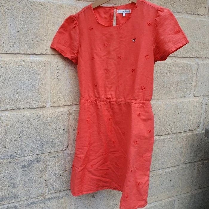 Robe corail T. Hilfiger