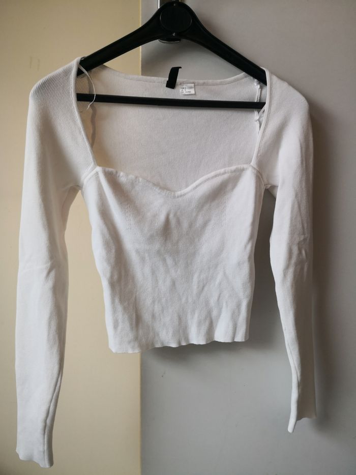 Pull court blanc
