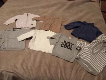 Pulls Taille 12 mois