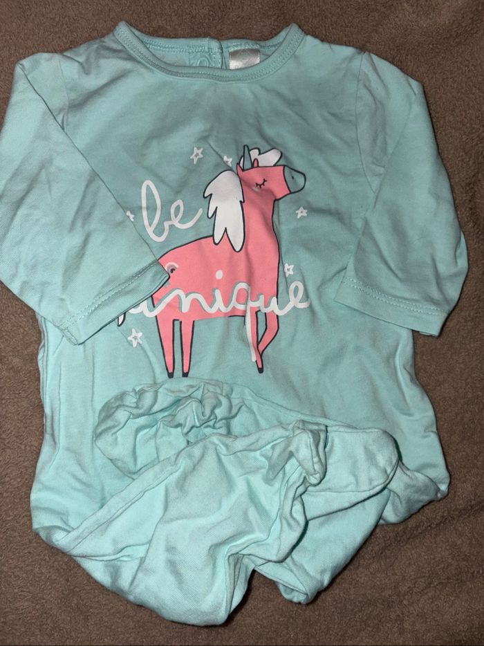 3 pyjamas