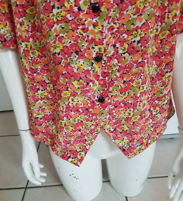 Blouse fleurie asymétrique, made in France 🇨🇵 - photo numéro 2