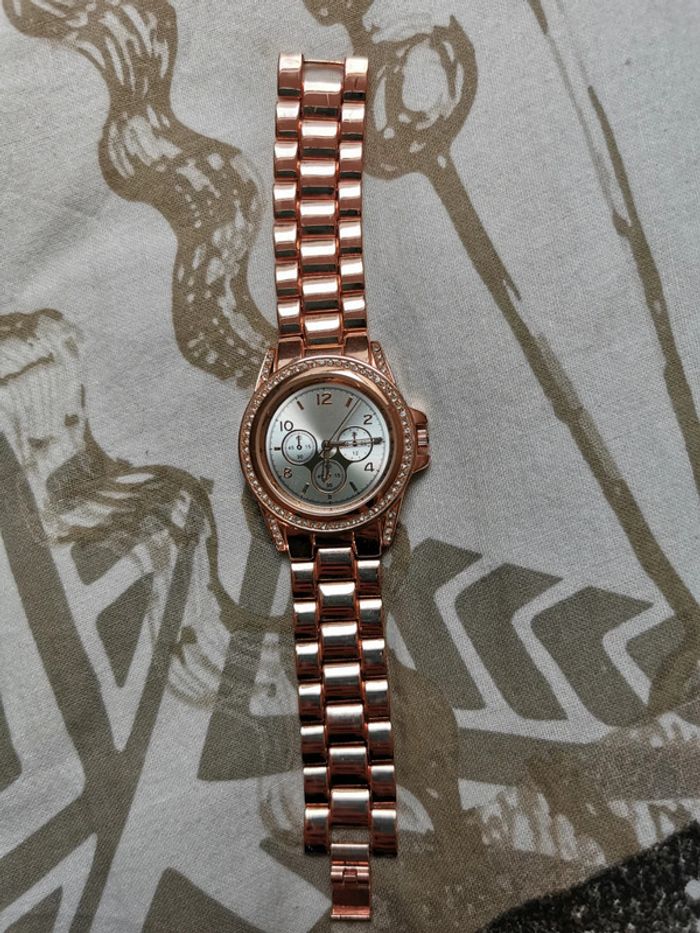 Montre or rosé Claire's - photo numéro 4