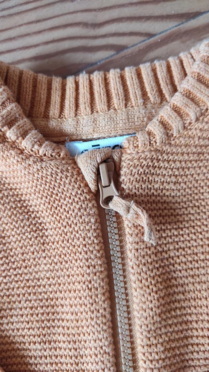 Gilet zippé jaune moutarde, 6 mois, Gémo - photo numéro 2