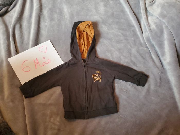 Gilet zippé kiabi 6 mois