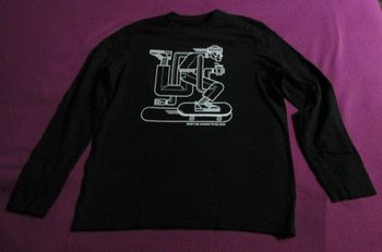 tshirt noir taille M KIABI