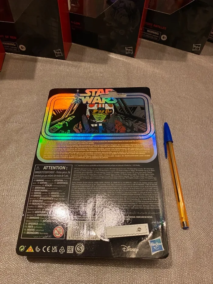 Figurine Star Wars retro collection - Luke Xwing Prototype (red head) - Hasbro 2022 - photo numéro 3