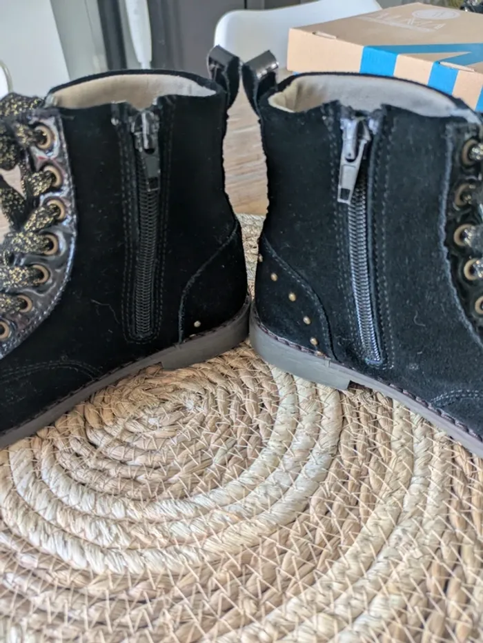 Bottines noires - photo numéro 4