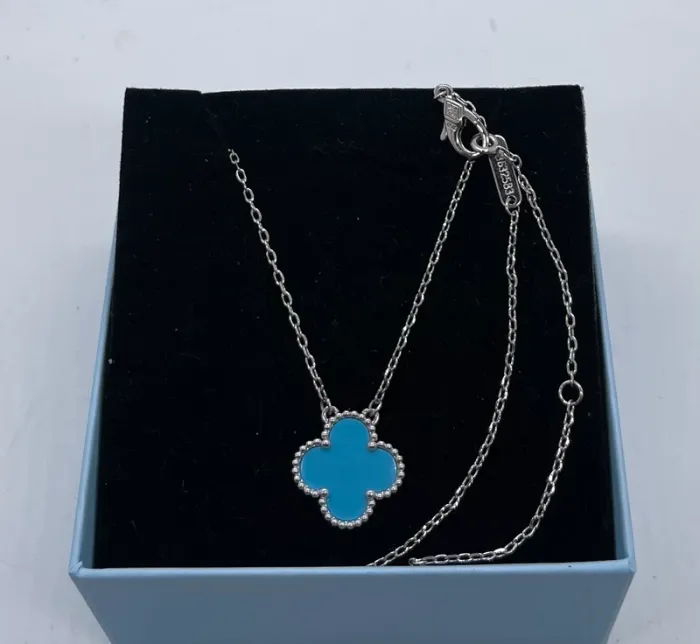 Collier argenté pendentif trèfle 15mm bleu - photo numéro 2