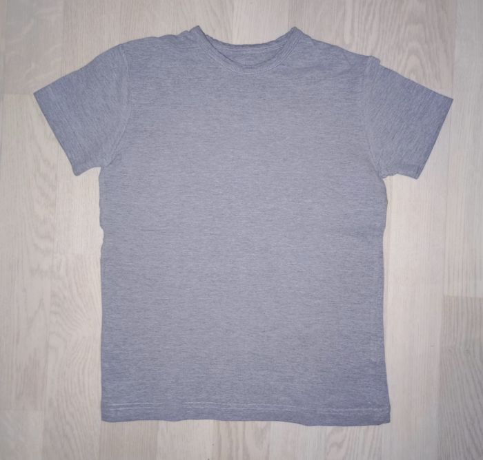 Tee-shirt gris chiné clair RG512 
T. 10 ans