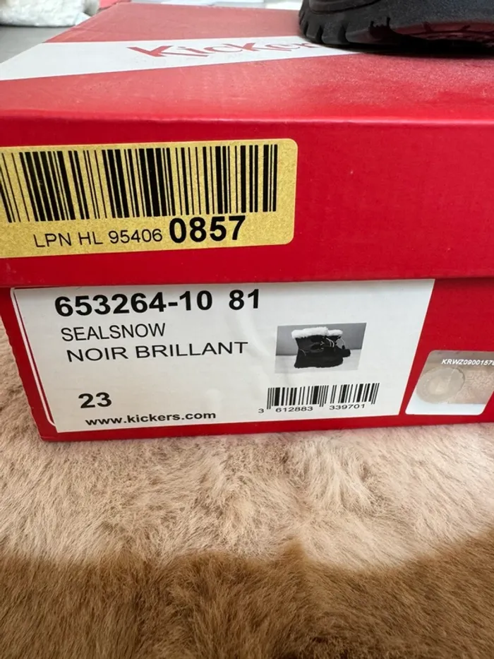 Botte hiver kickers taille 23 très bon état - photo numéro 4