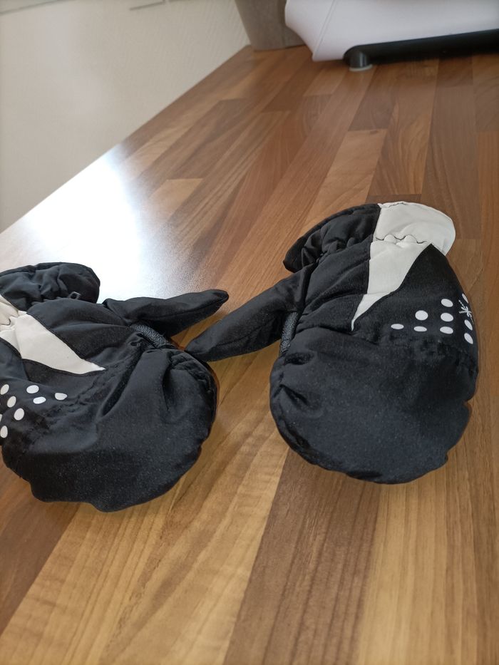 Gants mouffles ski noir et blanc flocon neige 8-10 ans - photo numéro 7