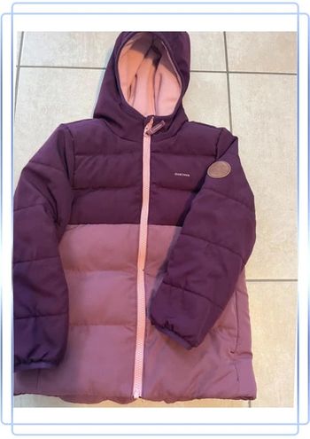 Joli doudoune quechua 5/6 ans