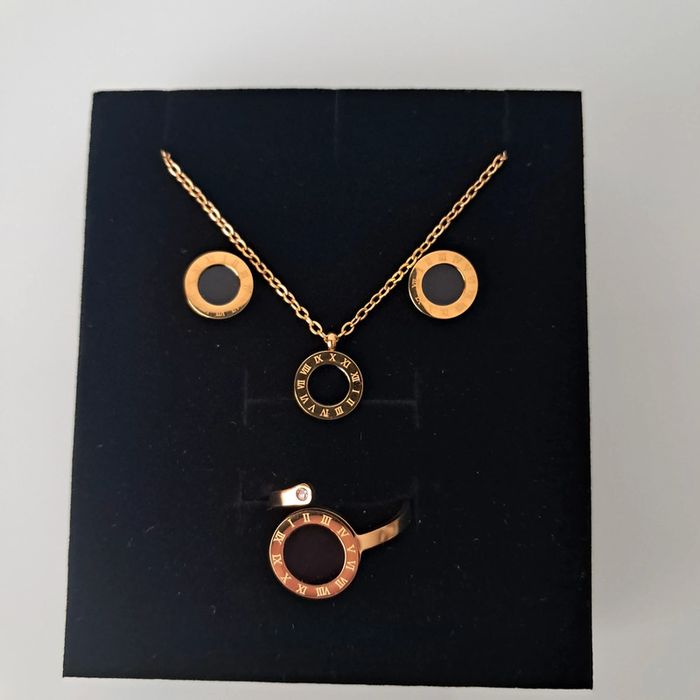 Parure chiffres romains - photo numéro 5