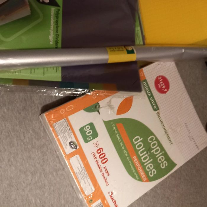 Fournitures scolaires - photo numéro 3