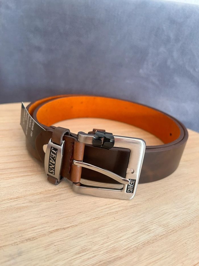 Ceinture véritable cuir 105cm neuve avec étiquette