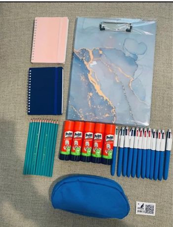 Lots 33 pièc fournitures scolaires ce
