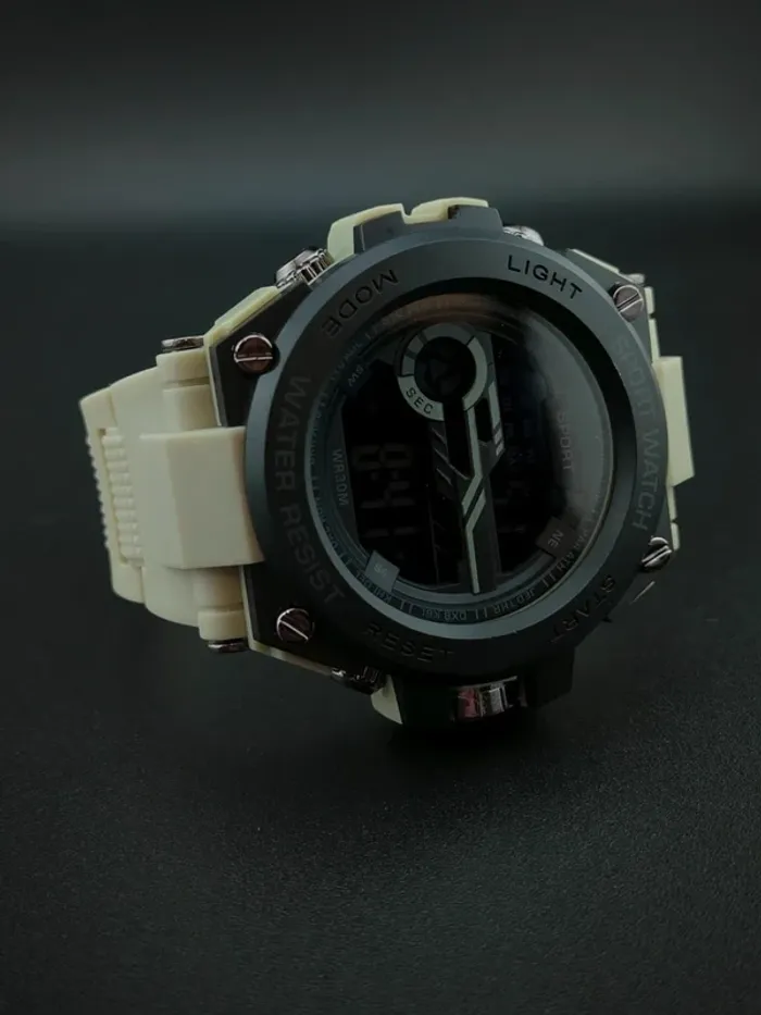 Montre digitale verte clair, waterproof, noire - photo numéro 2