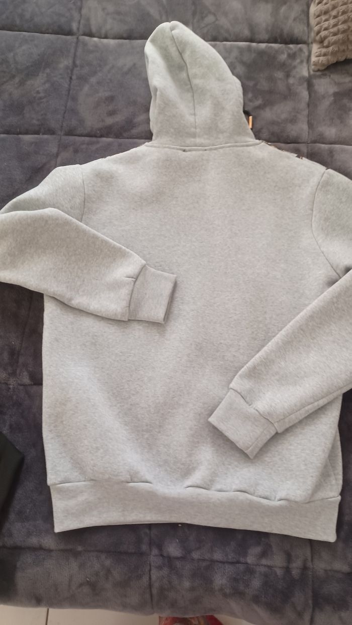 Sweat à capuche homme xl gris et doré avenue square Paris très bon état - photo numéro 4